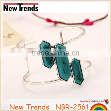 2016 fashion design high quality geometrical stone bangle cuff