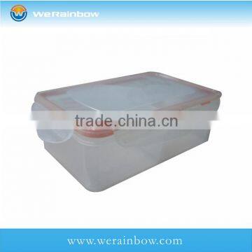 3-compartment plastic food container with lid