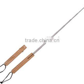 Collapsible wooden BBQ fork with hang rope