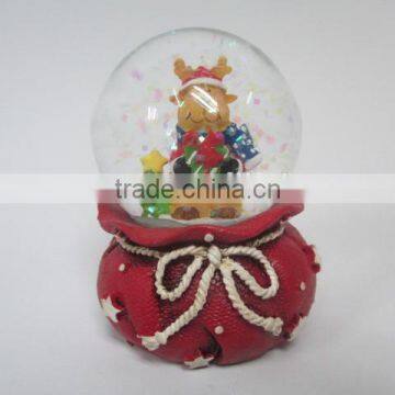 45mm snow global water ball with resin base and reindeer inside