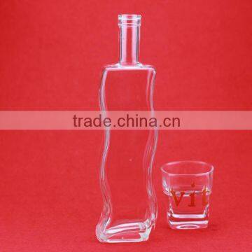 Wholesale good quality glass brandy liquor bottle 750ml carboy glass bottle round bottles with printing