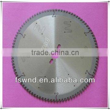 TCT circular saw blade for cutting wooden panels and composites