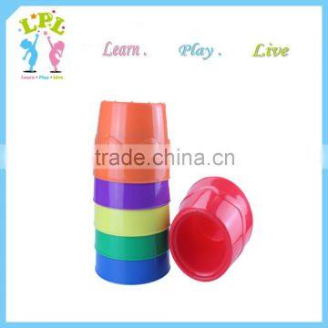 New design100% new pp harmless plastic watercolor paint mixing cup paint cup