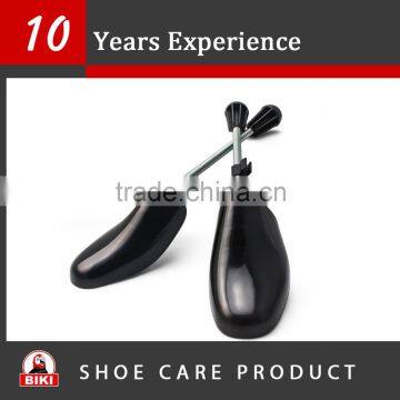 woman man spring shoe tree plastic