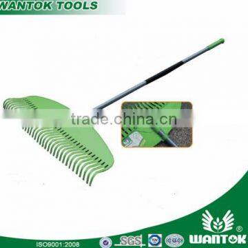 plastic leaf rake head with long aluminium handle