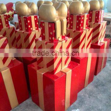 Outdoor FRP Christmas Gift Box Stack photo-2