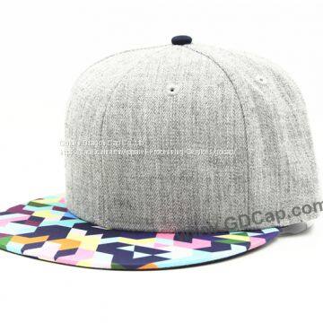 snapback hat