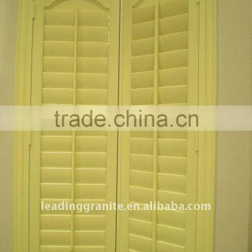 wood plantation shutter