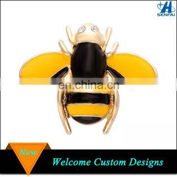 China Wholesale Lovely Zinc Alloy Yellow and Black Enamel Bee Pins Brooch For Gifts