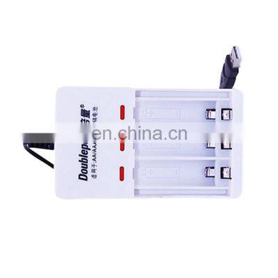 Wholesaler Bulk Standard Battery Use USB Interface aa Aaa Battery Charger for 1.2v Rechargeable Battery