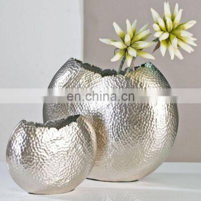 aluminum cast shiny round flower vase