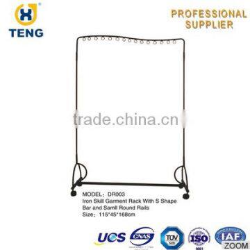 Iron Skill Garment With S shape T Shirt Display Racks