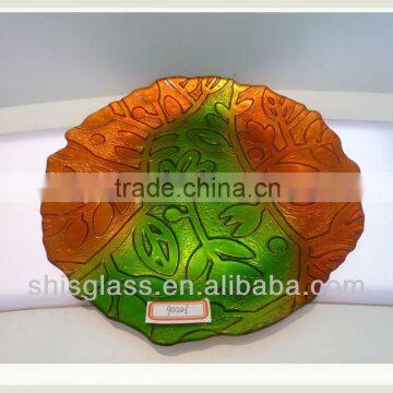 shaped round colored glass plate