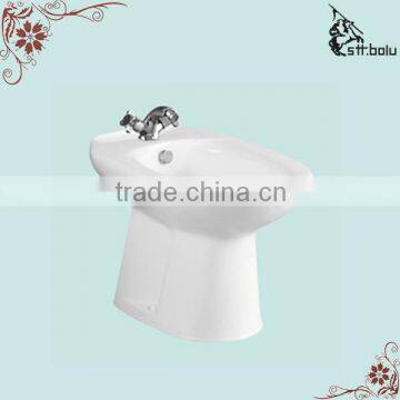 Ceramic one piece toilet bidet wc