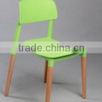 heavy-duty plastic hotel banquet chairs with wood frame 1561b                        
                                                Quality Choice