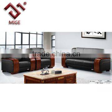 Wood and PU leather antique sofa