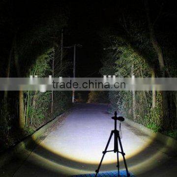 1174 New Multi Function Zoomable Police Torch Aluminum Flashlight With Window Breaking Head photo-4