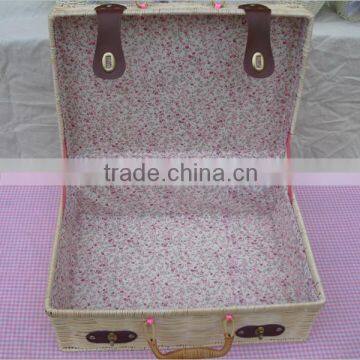 Delicate rattan weaving clothes storage bin