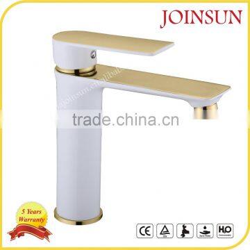 China Supplier Gold and White High Quality Brass Faucet