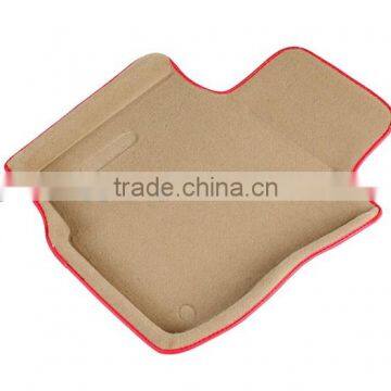 Comfortable Polyester car mats with colorful edge