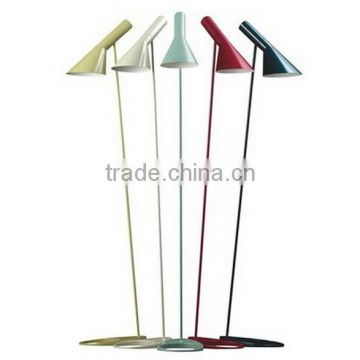 Modern Decorative Giant Metal Standing Lamp Colorful Steel Floor lamp / Light