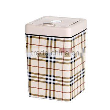 European Style Plastic Trash Can Bucket Square With Lid Trash Bin 13L photo-4