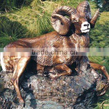 Garden Decor Bronze Casting Big Horn Sheep upon Rock Statue for Hot Sale