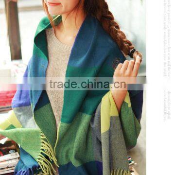 Hot sales different colors choice fashion design fake cashmere plaid pattern design scarf with tassel warm fashion scarf