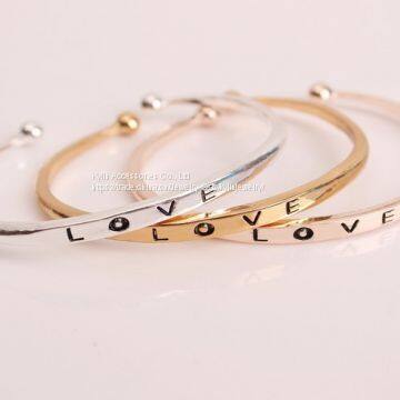 Fashion Jewelry Love Open Bangle photo-3