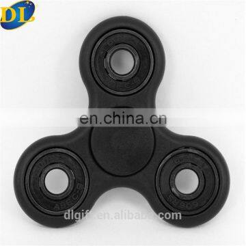 2017 Pop style Personalized cheap custom vision plastic hand spinner toys