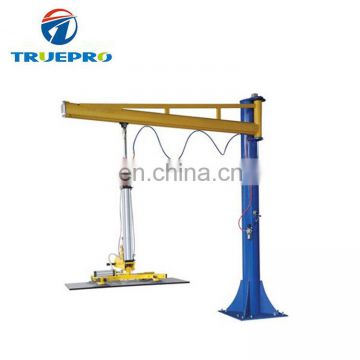 Vacuum glass handling crane lifting and handling glass