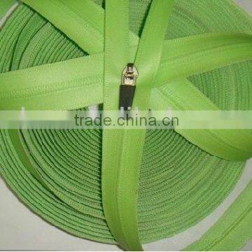 High Quality No.3 nylon Long Chain Zipper