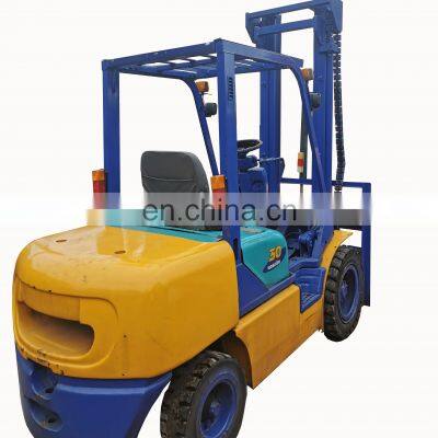 Secondhand original fork truck komatsu 3 ton diesel forklift with nice condition