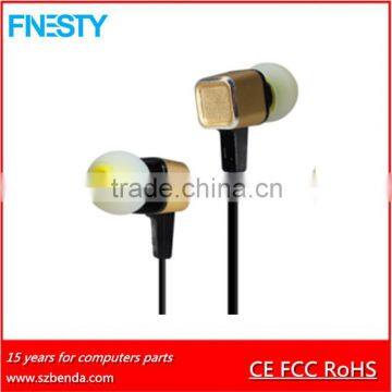 2016 wholesale square metal wired in ear earbuds with microphone