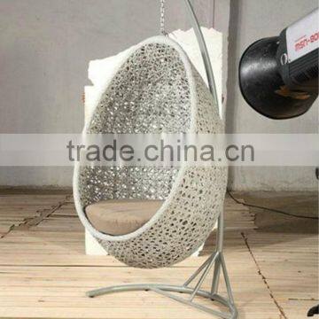 Aluminum frame hanging rattan egg chair