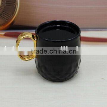 Creative Clasic Black and White Lovers 12 oz Carving Porcelain Coffee Mug With Golden Ring Circle Handle photo-5