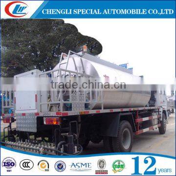 4X2 Asphalt truck Road maintenance truck 5CBM Asphalt spraying truck for sale