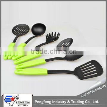 Customized Design Nylon Kitchen Utensil