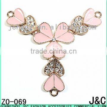 pink color T shaped alloy lady shoes accessory