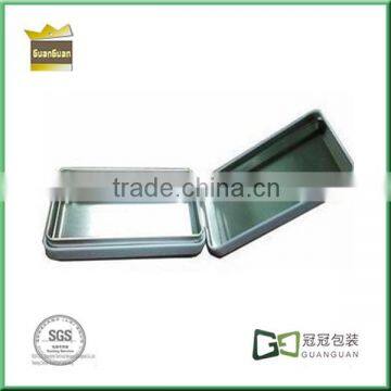 Plat cigarette tin box