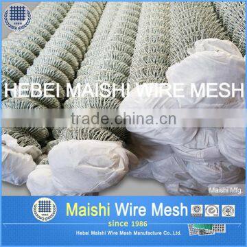 9 Gauge Galvanized Chain Link Fence photo-4