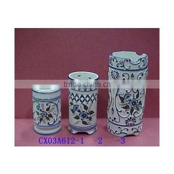 porcelain blue and white pen holder