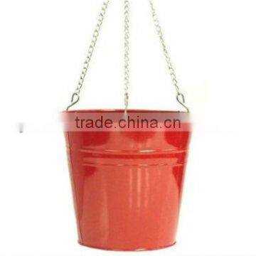 Metal hanging flower pot