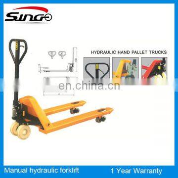 Manual hydraulic forklift