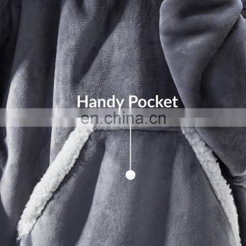 High Quality Convenient Polyester Material Lightweight Wearable Sherpa Blanket With Large Pocket photo-6