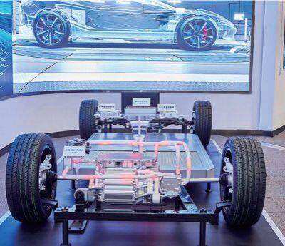 Car Chassis Display Model Manufacturing Factory photo-2
