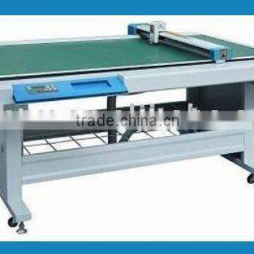 Digital gasket cutting machine