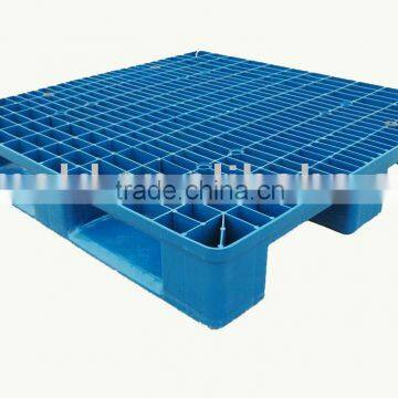 Plastic pallet mould