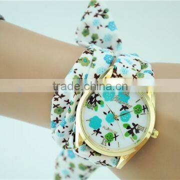 Geneva Korea Style Girls Watch Fabric Watch Strap Bracelet Watches for Women photo-3