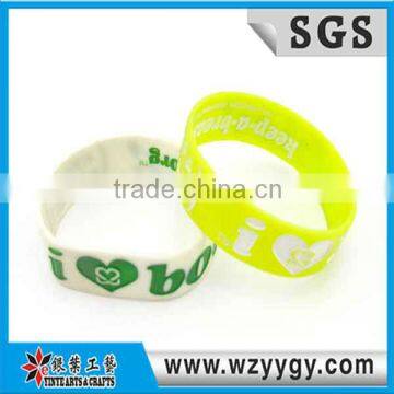 Double side design silicone wristbands